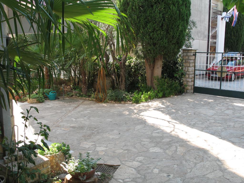 Apartments Villa Agatha 圣菲利普雅科夫 外观 照片