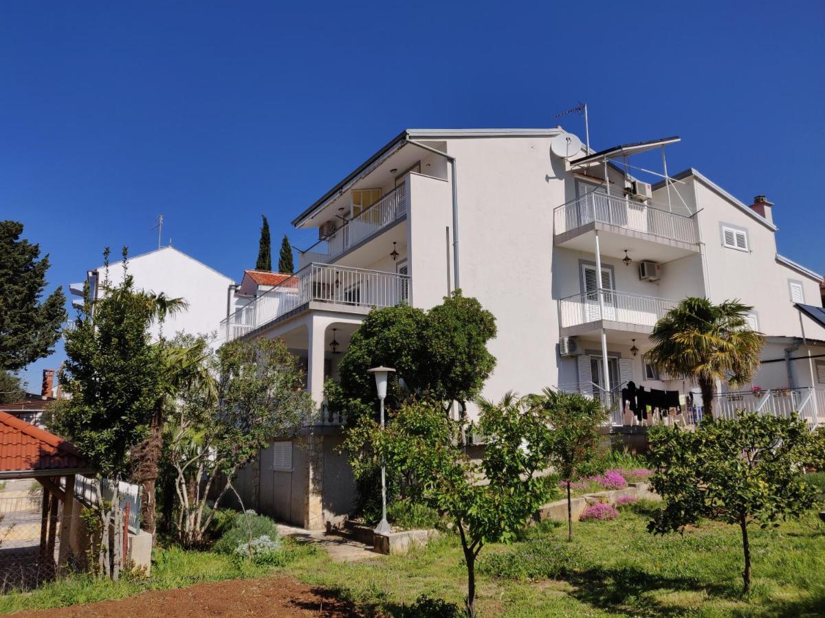 Apartments Villa Agatha 圣菲利普雅科夫 外观 照片