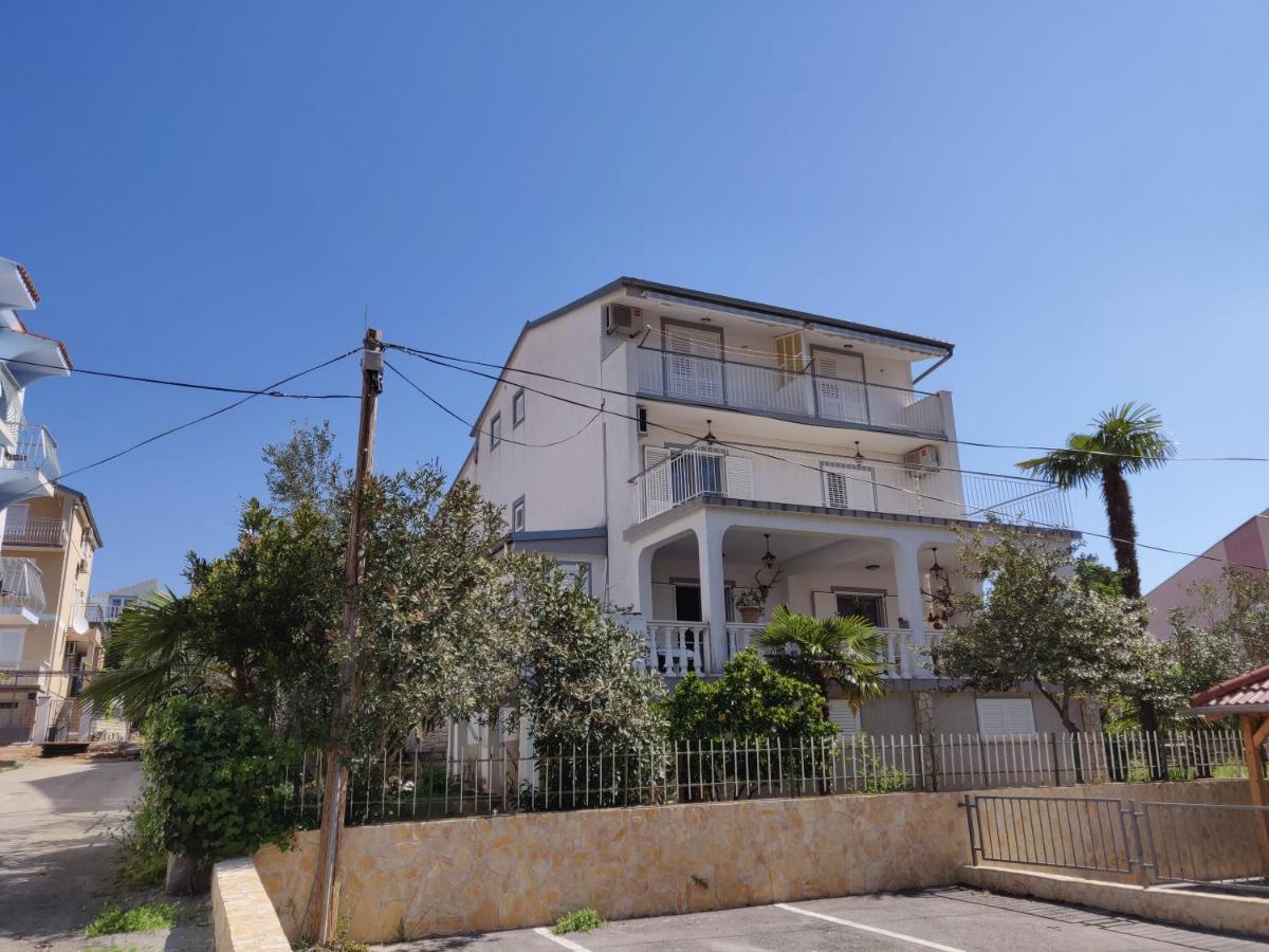 Apartments Villa Agatha 圣菲利普雅科夫 外观 照片